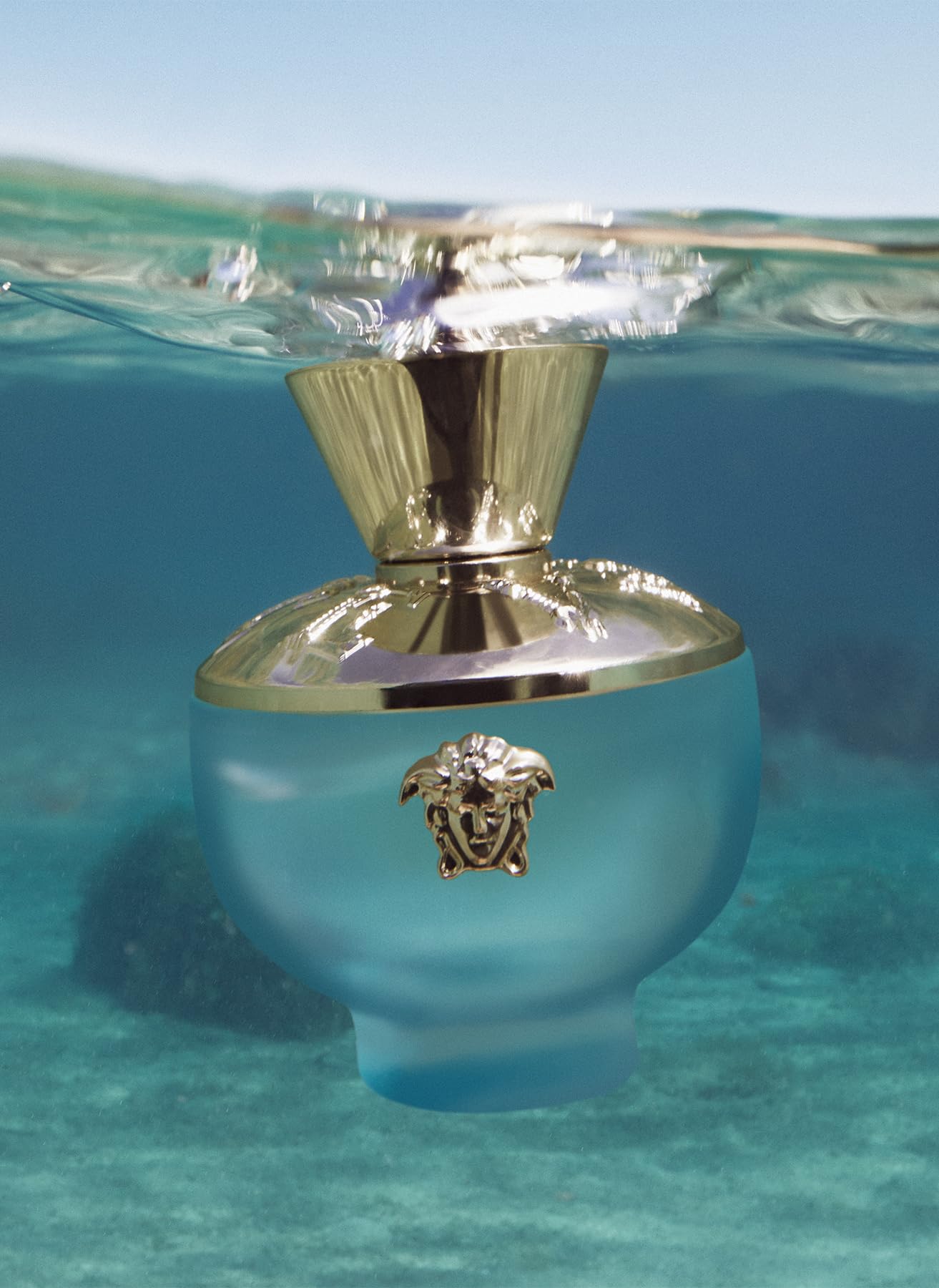 Versace Dylan Turquoise Pour Femme Eau de Toilette Spay