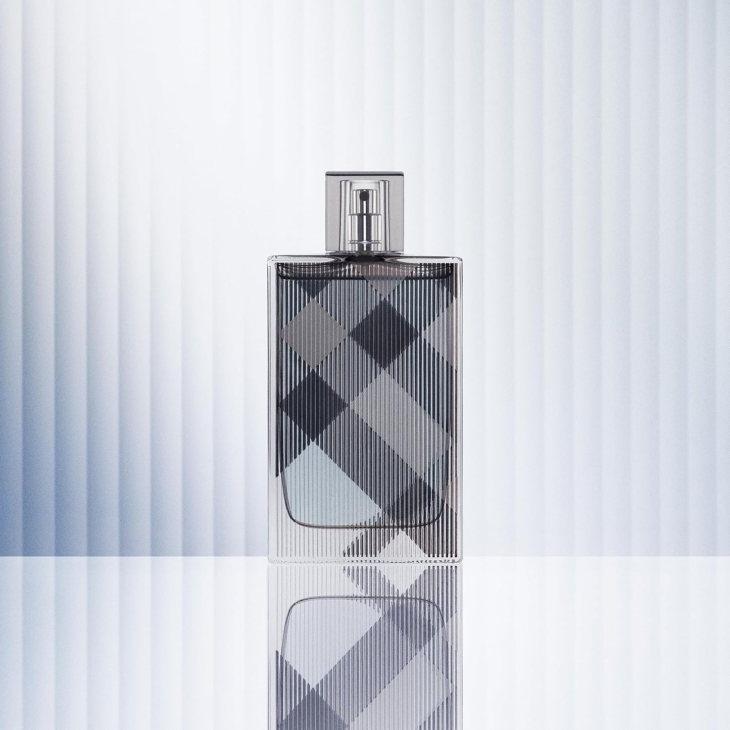 Burberry Brit Eau de Toilette – Woody Men's Cologne – With Notes of Cedarwood, Green Mandarin, Wild Rose & Tonka Bean – Long Lasting Fragrance